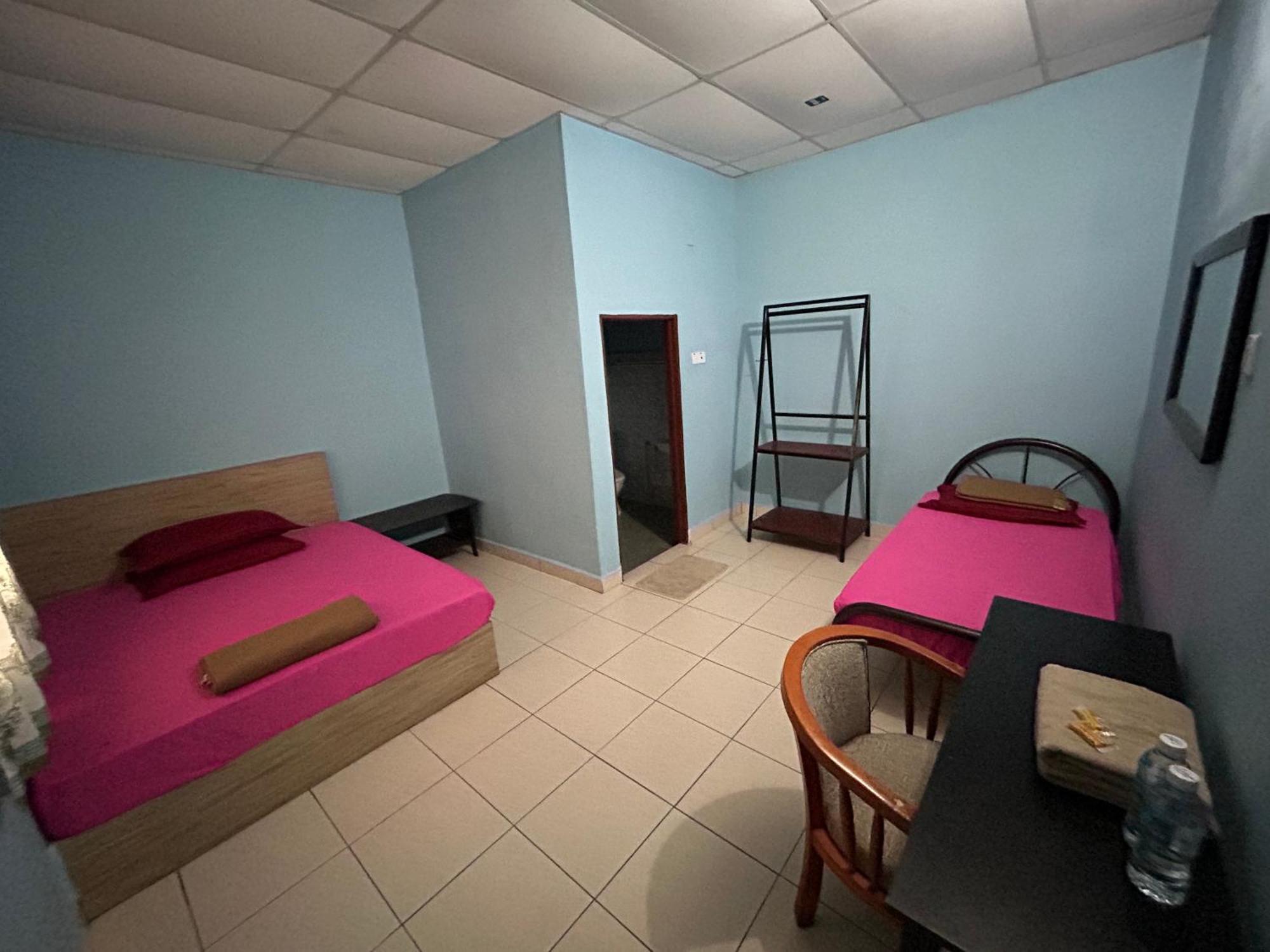 كُوالا تاهان Dtahan Motel Taman Negara المظهر الخارجي الصورة