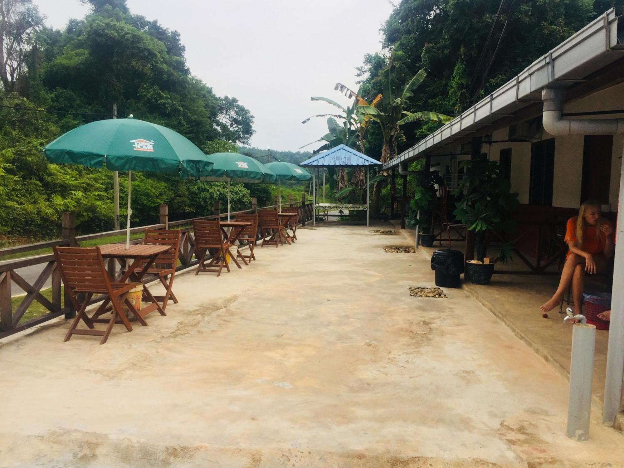 كُوالا تاهان Dtahan Motel Taman Negara المظهر الخارجي الصورة